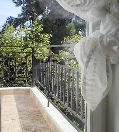 Little Hause Ψακούδια