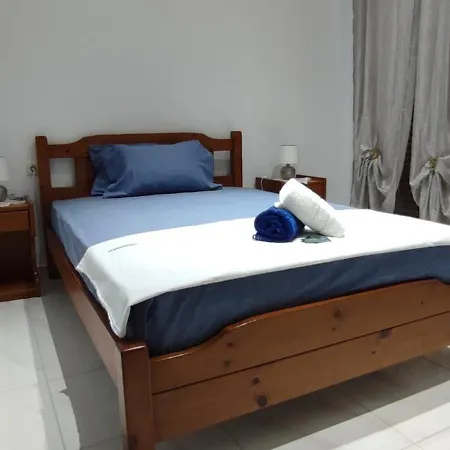 Πανσιόν Little Hause Ψακούδια