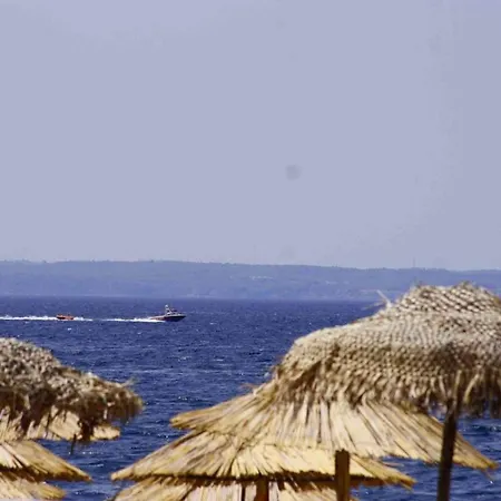 Konukevi Little Hause Psakoudia