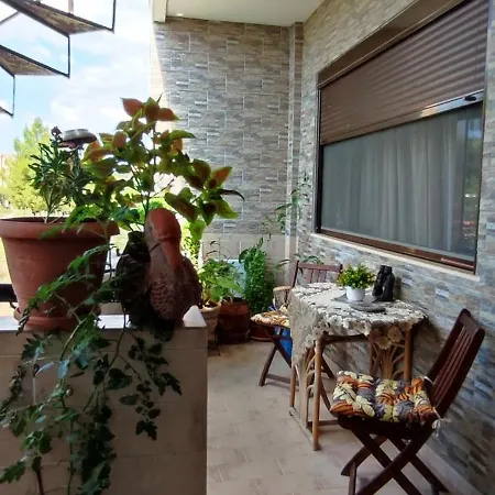 Little Hause Psakoudia