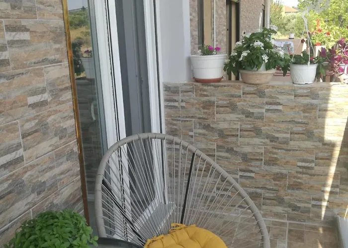 Little Hause 3* Psakoudia