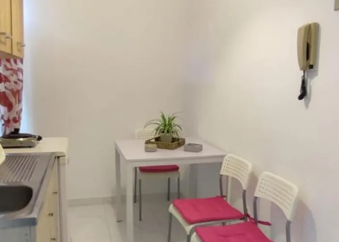 Little Hause Psakoudia